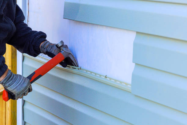 Reliable Siding Repair contractor in Black Diamond, FL by Squared Siding